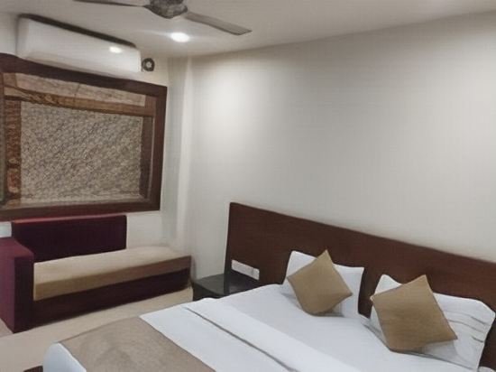 Фото Hotel Alankar Palace