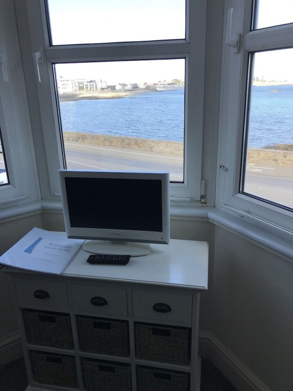 Фото St George's Guesthouse