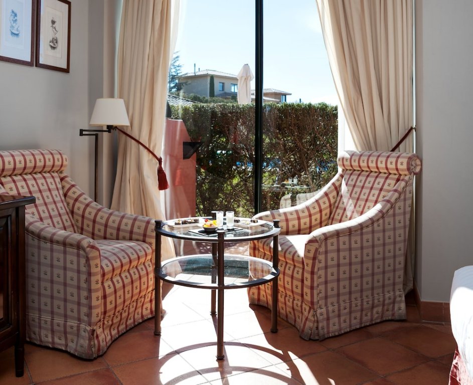 Фото Torremirona Golf & SPA Resort