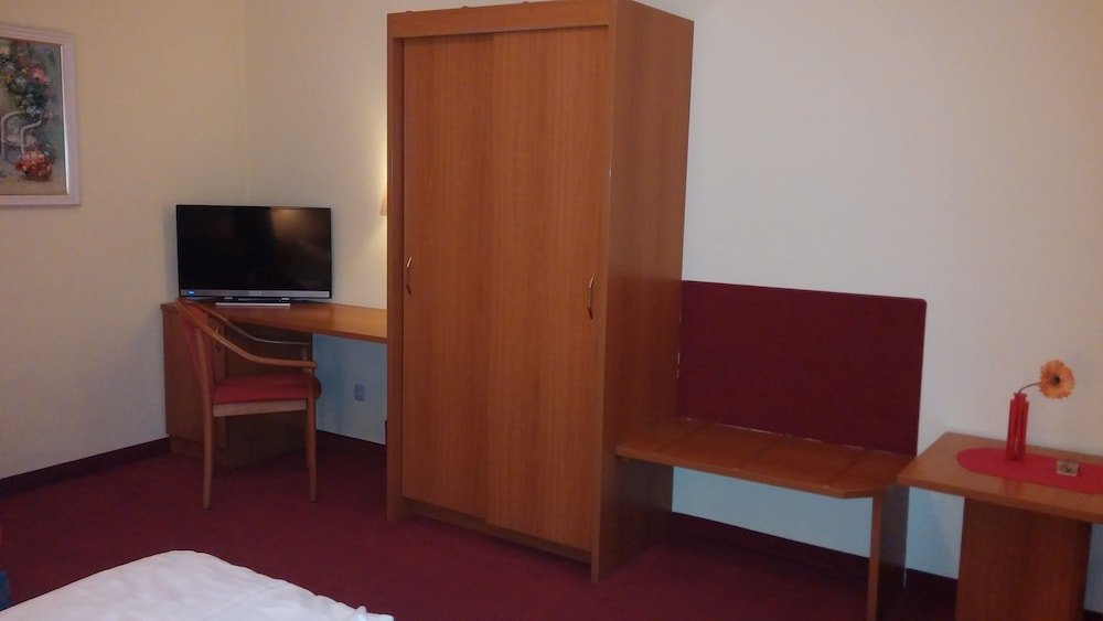 Фото Hotel Berliner Ring