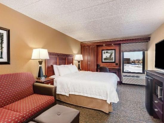 Фото Hampton Inn Milwaukee/Brookfield