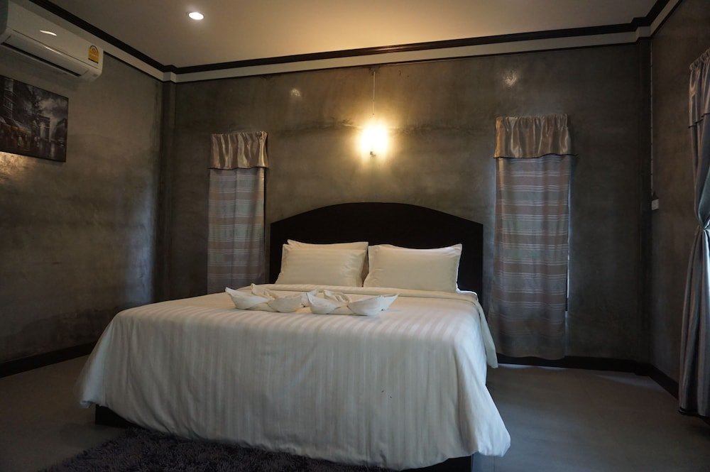 Фото V Valley Resort