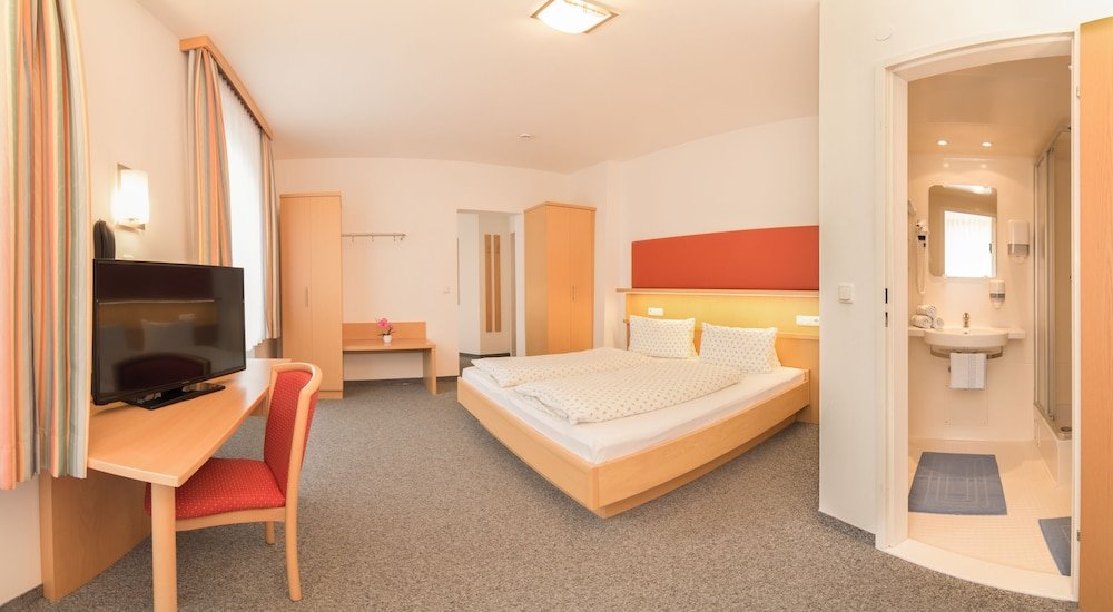 Фото Hotel Gasthof Stefansbrücke