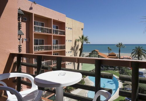 Гостиница Hotel Ms Tropicana в Торремолиносе