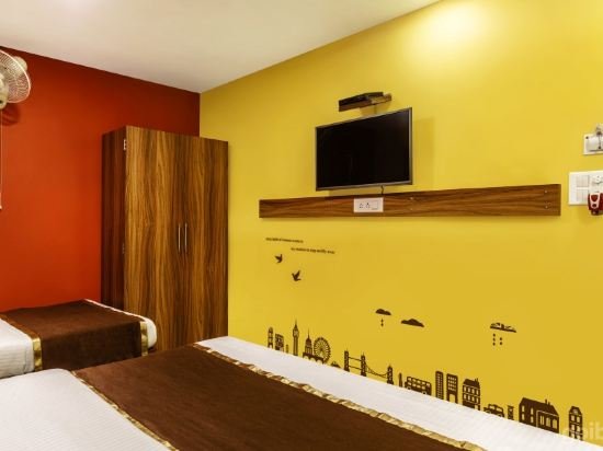 Фото The SilverLine Hotel