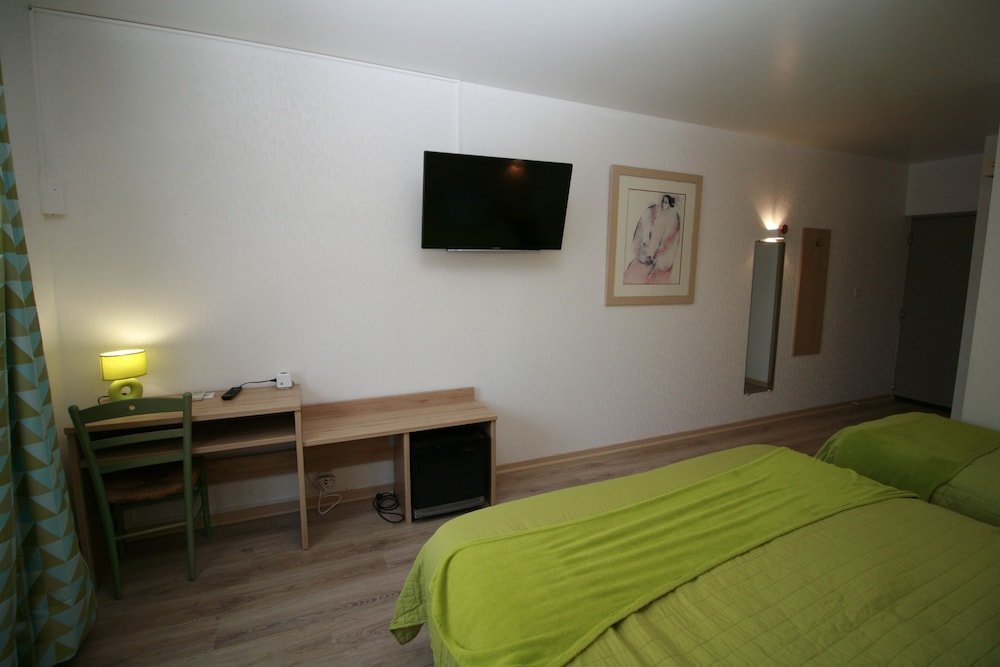 Фото The Originals City, Hotel Azur, Fos sur Mer