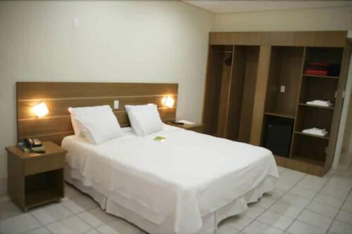 Гостиница Hotel Uirapuru в Араракуаре