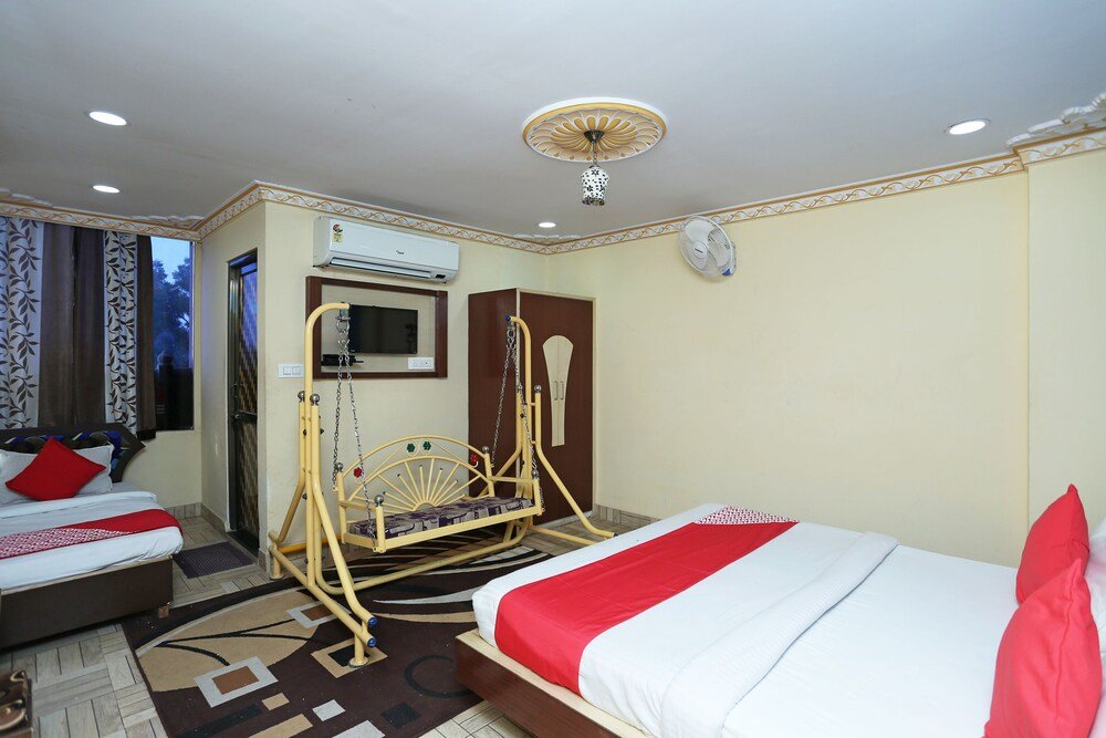 Фото Oyo 16782 Shree Ganesh Hotel & Restaurant