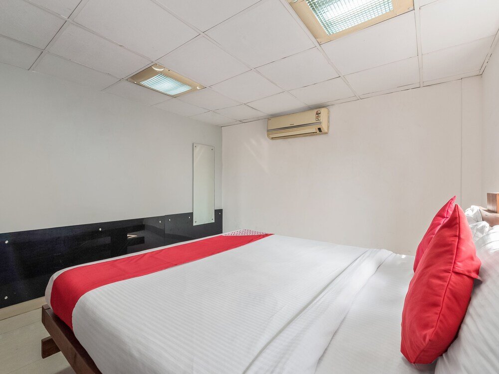 Фото Oyo Flagship 366 Salt Lake City Centre