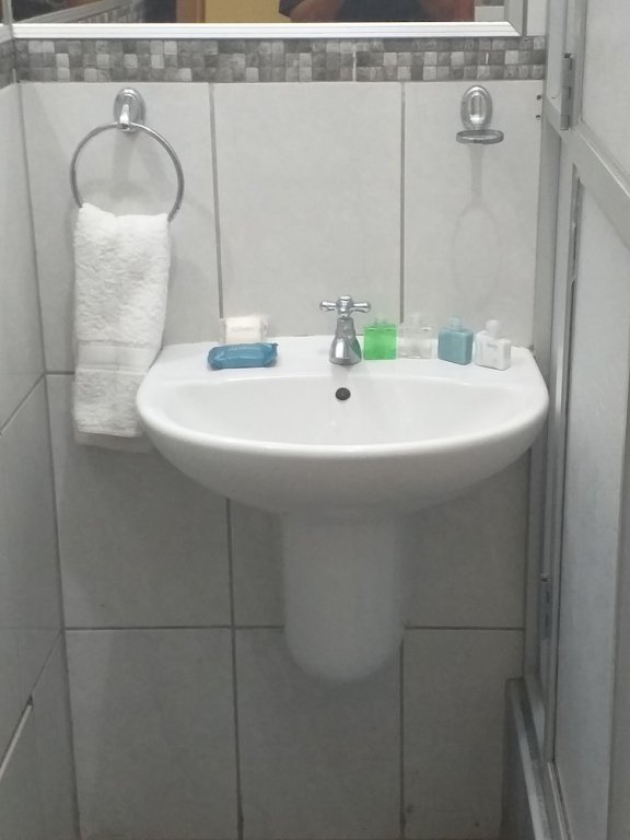 Фото Hotel Jhor Bush