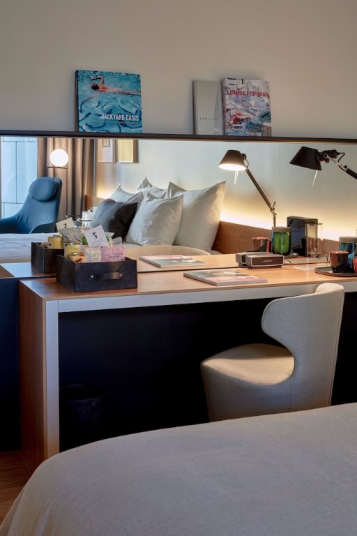 Фото 197786951936