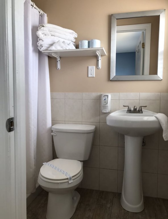 Фото Pelican Point Motel