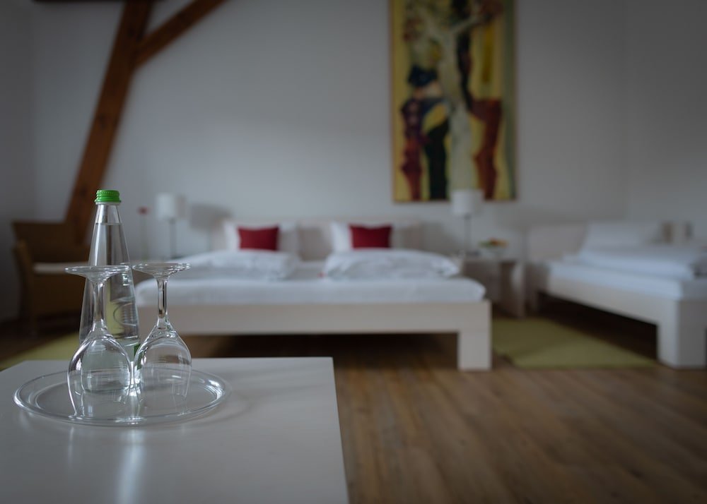 Фото Hotel Gasthof Zum Storch