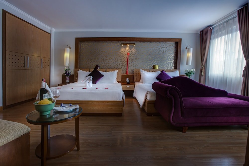 Фото Halley Hostel & SPA Hanoi