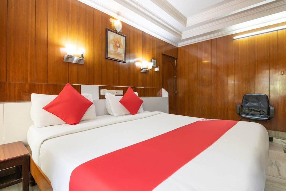 Фото Oyo 3778 Hotel Pulkeshi
