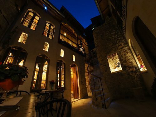 Гостиница Nest Boutique Hotel в Алтынёзю