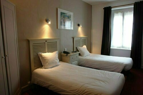 Гостиница Logis Hôtel le Petit Bellon в Санли
