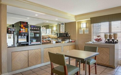 Гостиница La Quinta Inn Atlanta Marietta в Мариетте