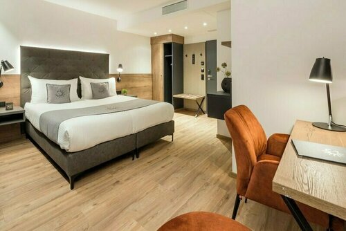 Гостиница Hotel Gasthof Sonne в Оттобрунне