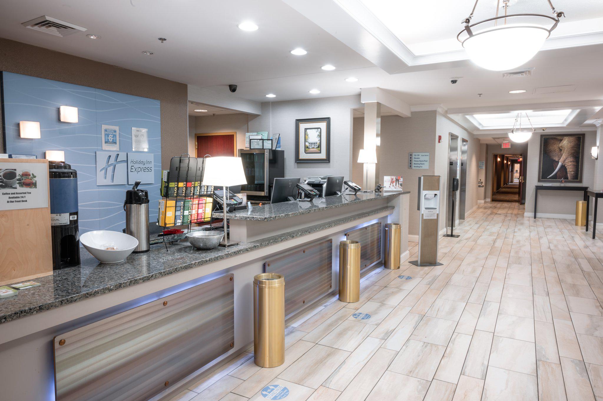 Фото Holiday Inn Express & Suites Tuscaloosa-University, an Ihg Hotel