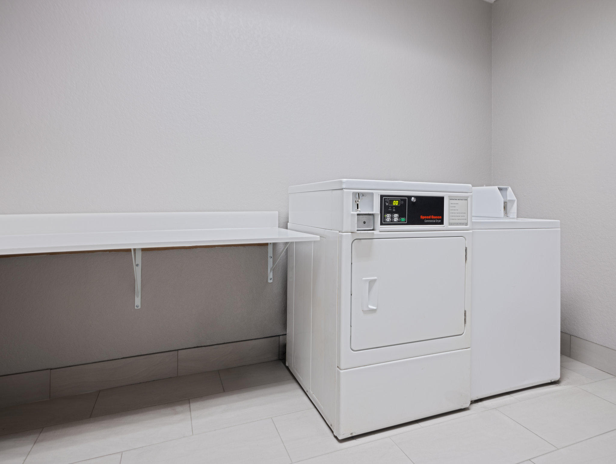 Фото Holiday Inn Express Hotel & Suites Lakeland North - I-4, an Ihg Hotel