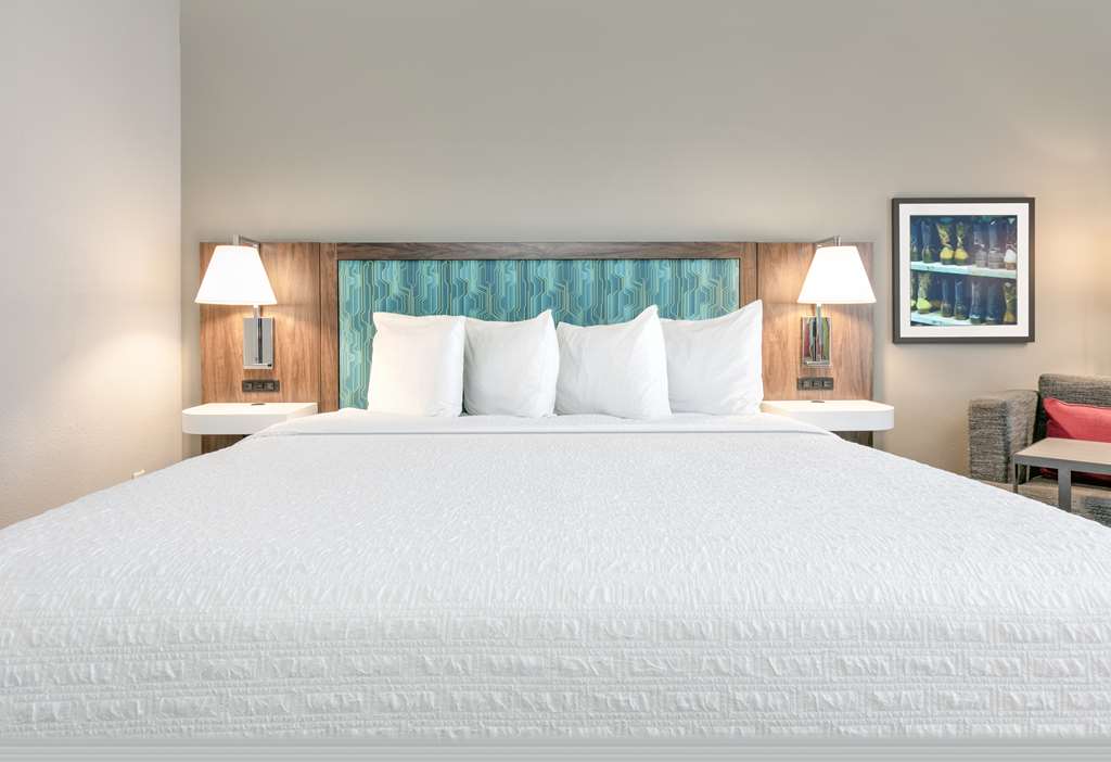 Фото Hampton Inn & Suites-Dallas Allen