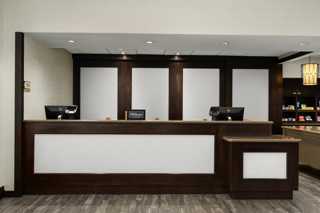 Фото Homewood Suites by Hilton Bakersfield