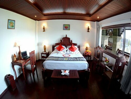 Гостиница Royal Naypyitaw Hotel в Нейпьидо