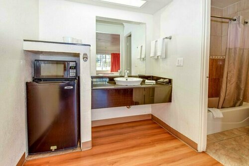 Гостиница Motel 6 Garden Grove в Санта-Ане