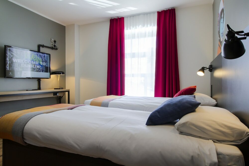 Фото Generator Dublin