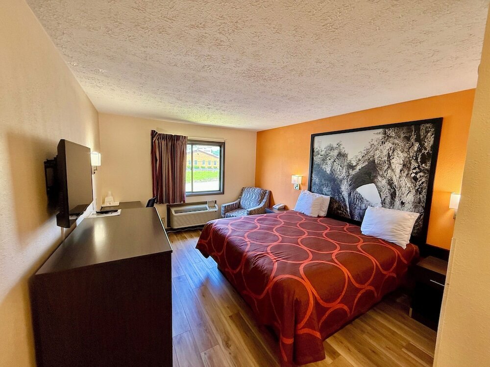 Фото Super 8 by Wyndham Hillsville