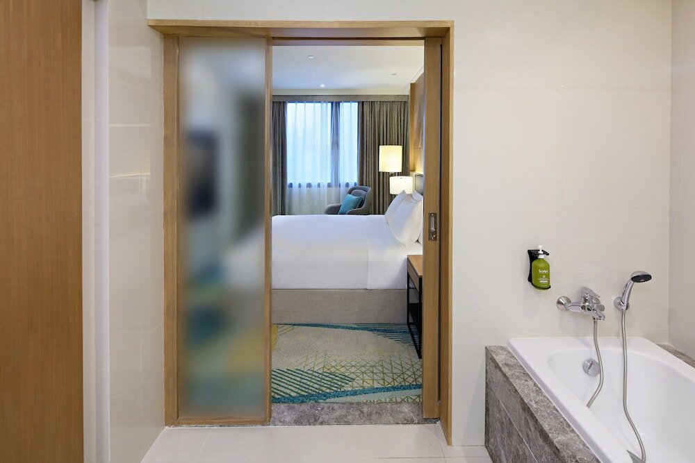 Фото Holiday Inn Cebu City