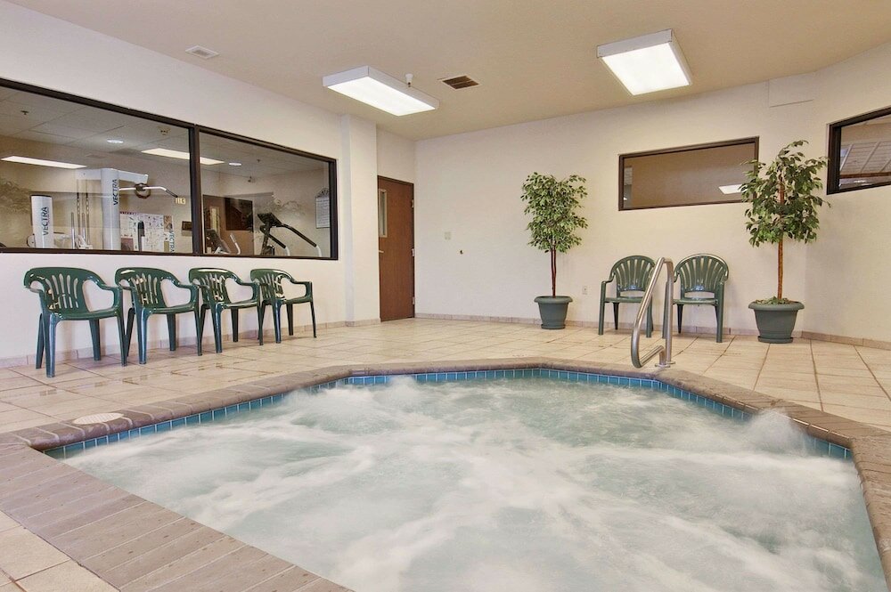 Фото Wingate by Wyndham Pueblo