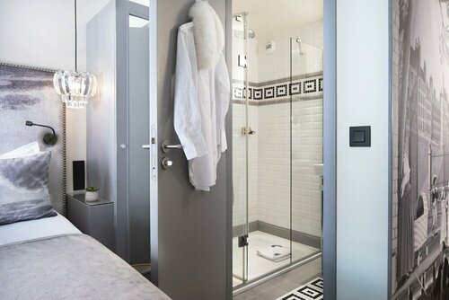 Внешний вид отеля Hôtel Monsieur & SPA в Париже, фото 4