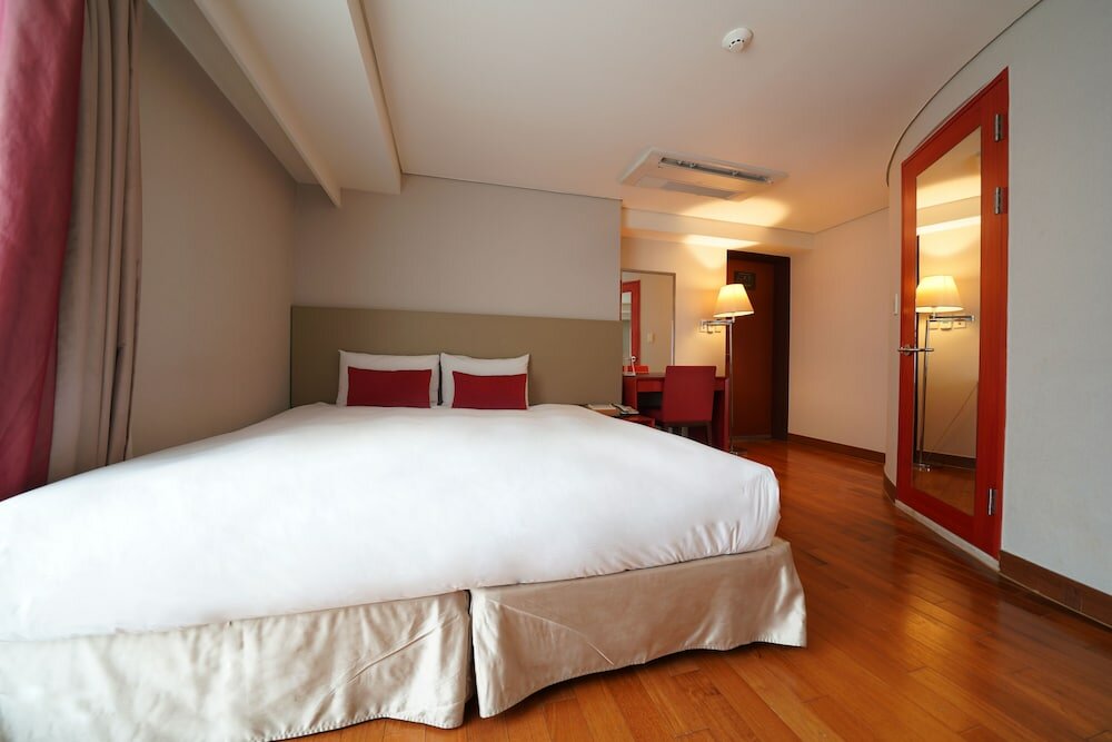 Фото Hotel Prince Seoul