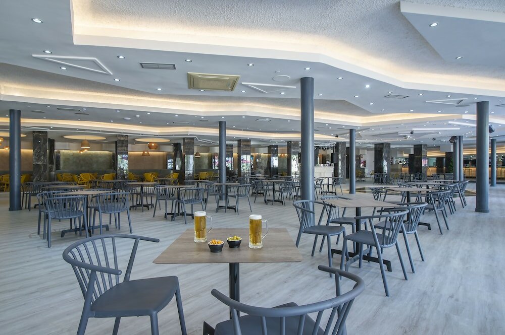 Фото Hotel Benidorm East by Pierre & Vacances