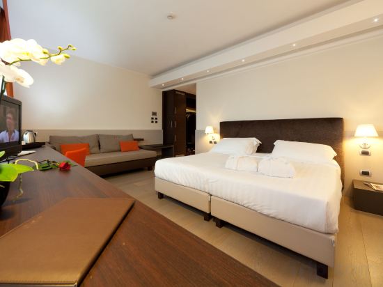 Фото Rmh Modena Des Arts