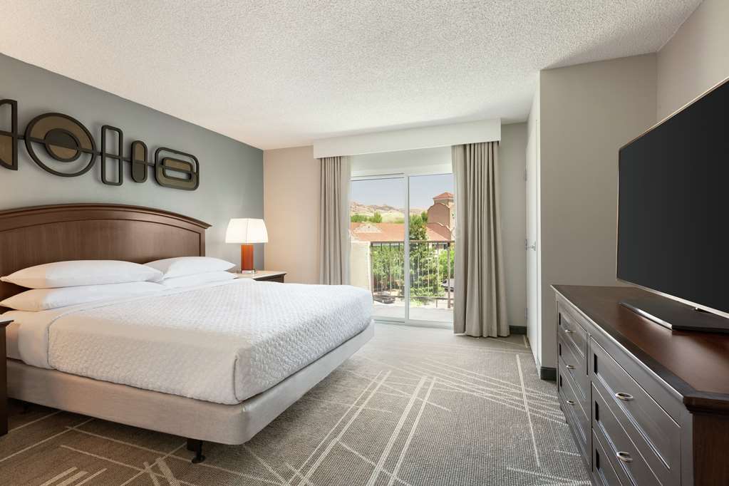 Фото Embassy Suites by Hilton Milpitas Silicon Valley
