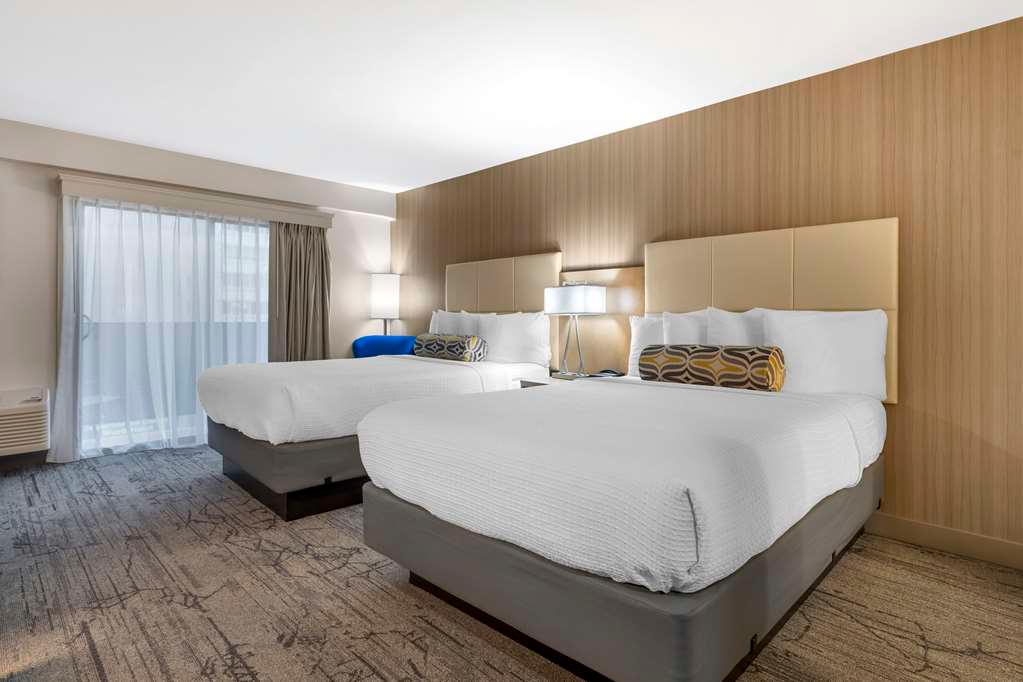 Фото Best Western Red Coach Inn
