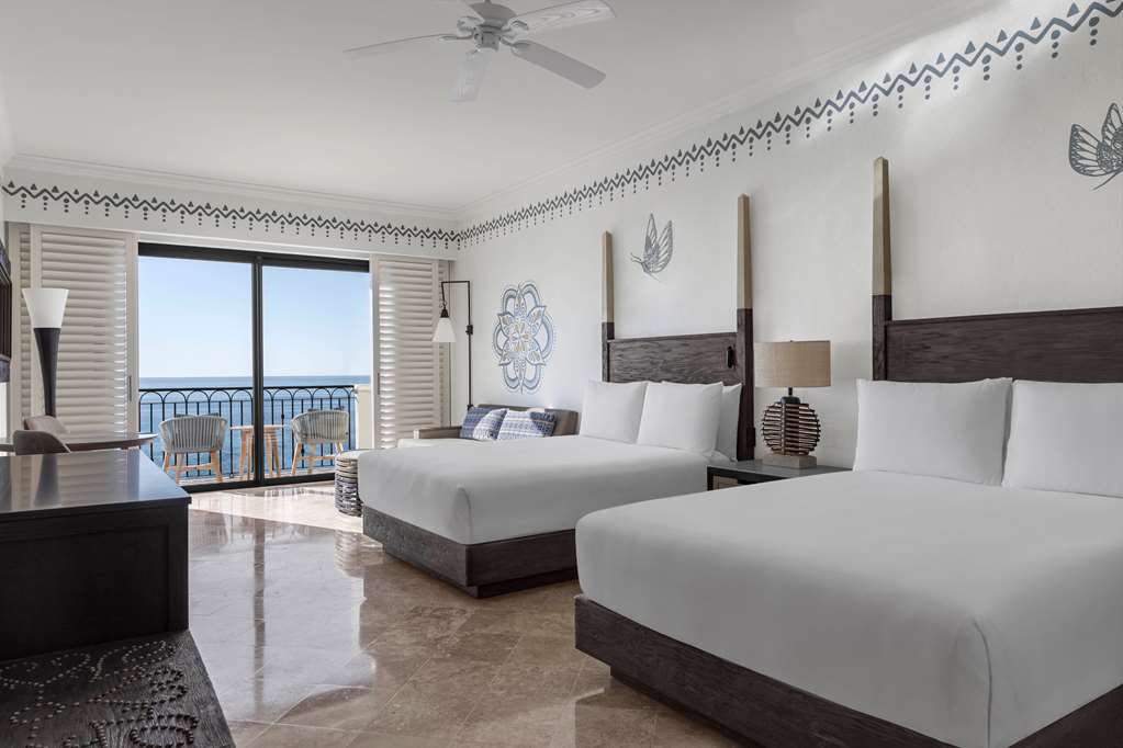 Фото Hilton Los Cabos Beach & Golf Resort