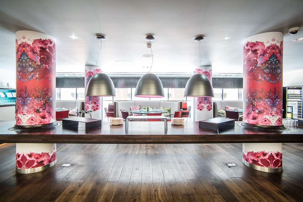 Фото Radisson Collection Hotel, Royal Mile Edinburgh