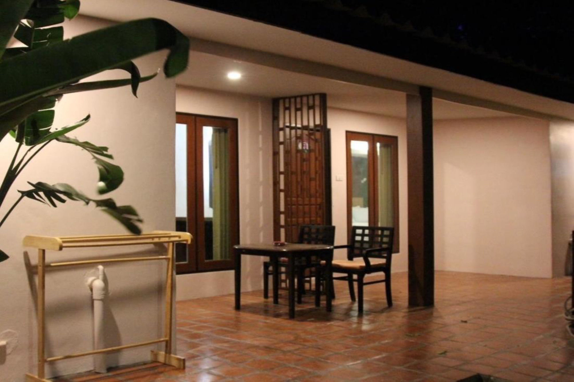Фото Poohbar Resort & Lotusdive
