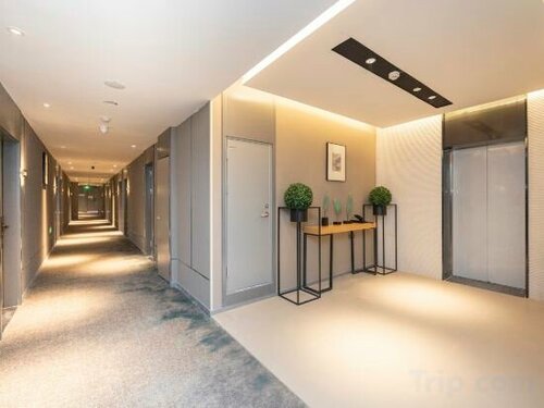 Гостиница Home Inn Hong Lou South Road в Цзинане