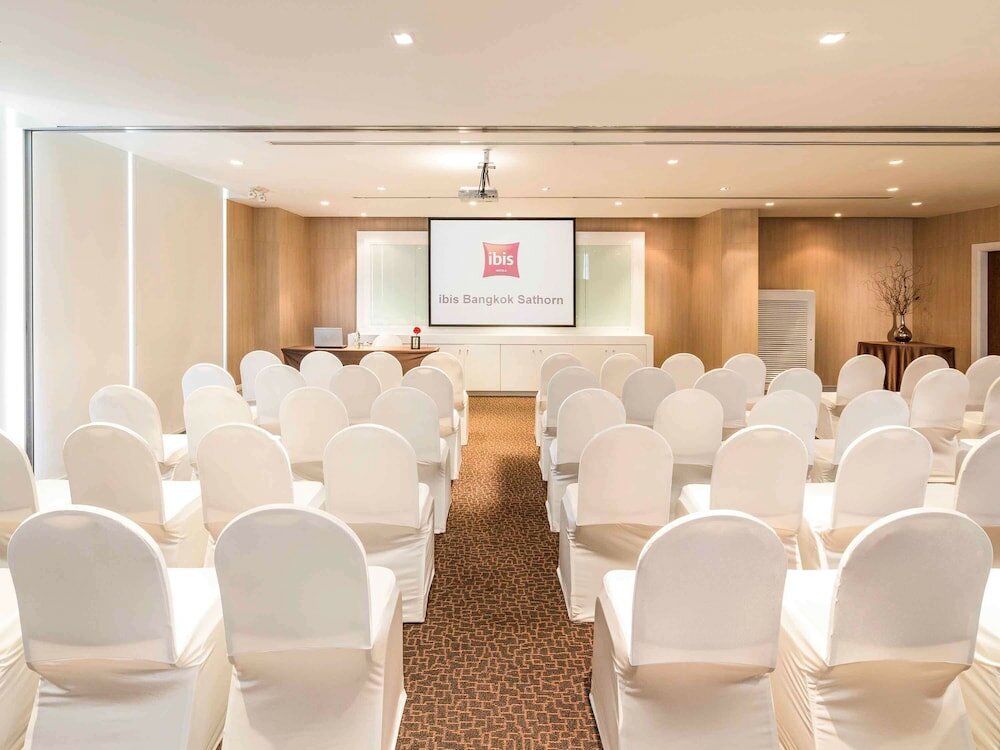 Фото Ibis Bangkok Sathorn