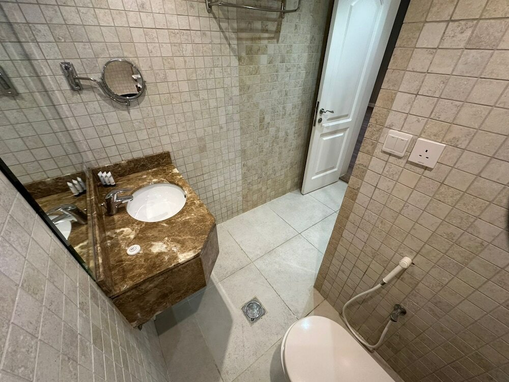 Фото Loren Suites Corniche