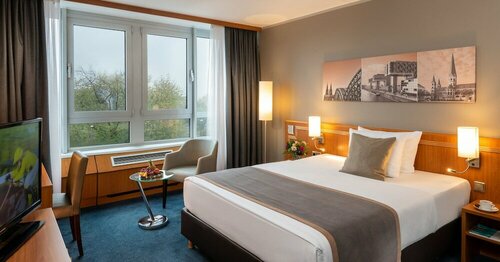 Гостиница Leonardo Hotel Köln Bonn Airport в Весселинге