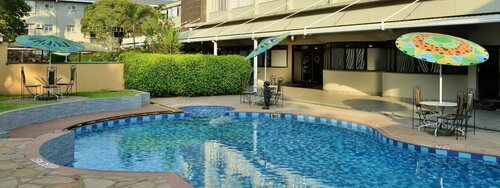 Гостиница Cresta Oasis в Хараре