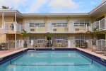 Beach Place Hotel