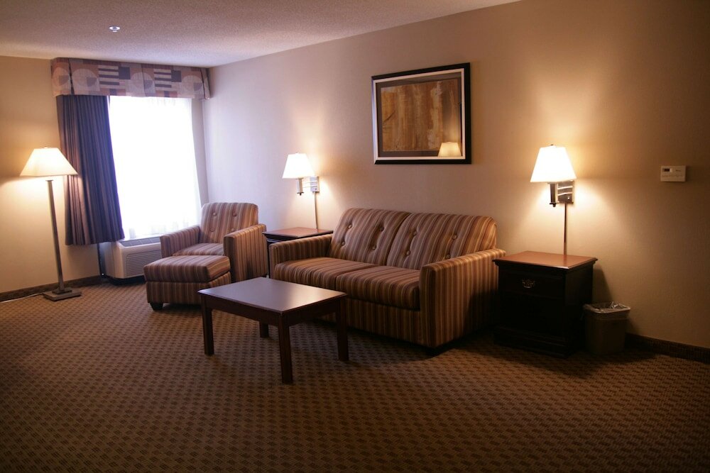 Фото Hampton Inn Olathe
