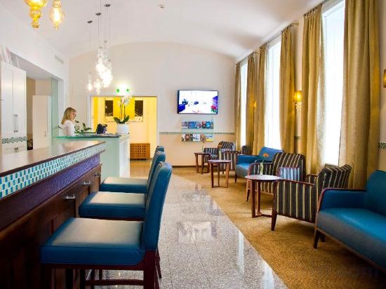 Фото HiLight Suites Hotel